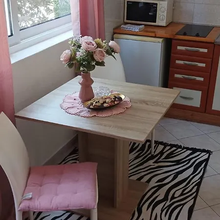 Buzolic krevet i doručak