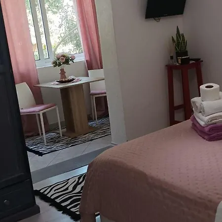 krevet i doručak Buzolic