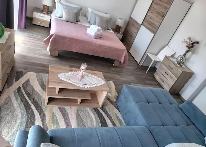 Buzolic Bed & Breakfast 3*