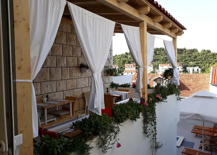 Buzolic Bed & Breakfast