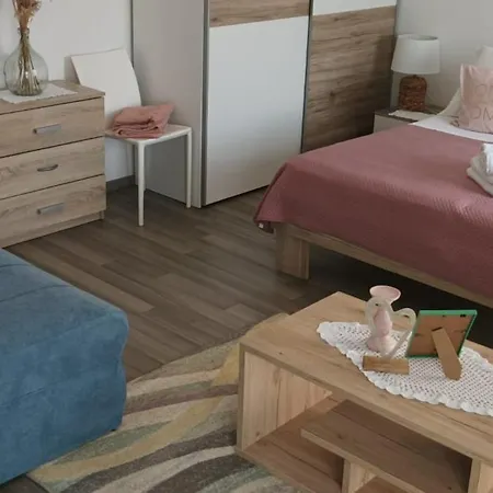 Buzolic B&B 흐바르