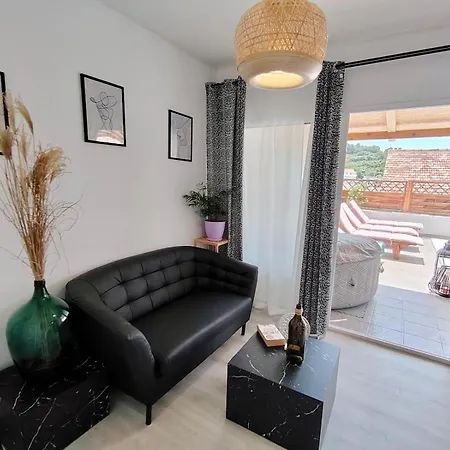 Buzolic 3* 흐바르